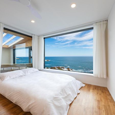 Gangneung Hue Pension Ocean View, Spa, Couple 外观 照片