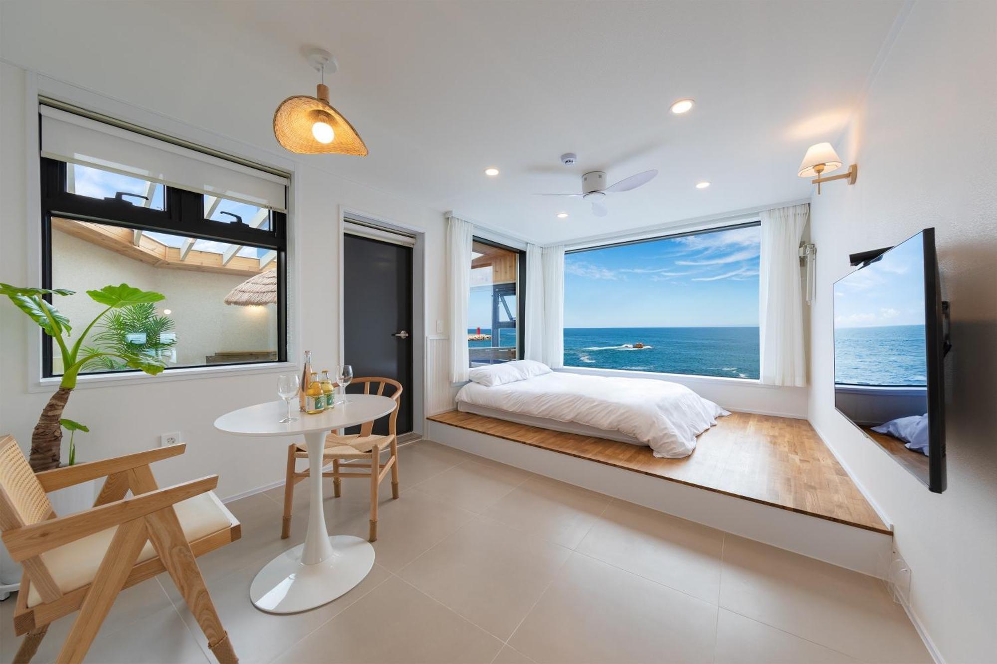 Gangneung Hue Pension Ocean View, Spa, Couple 客房 照片